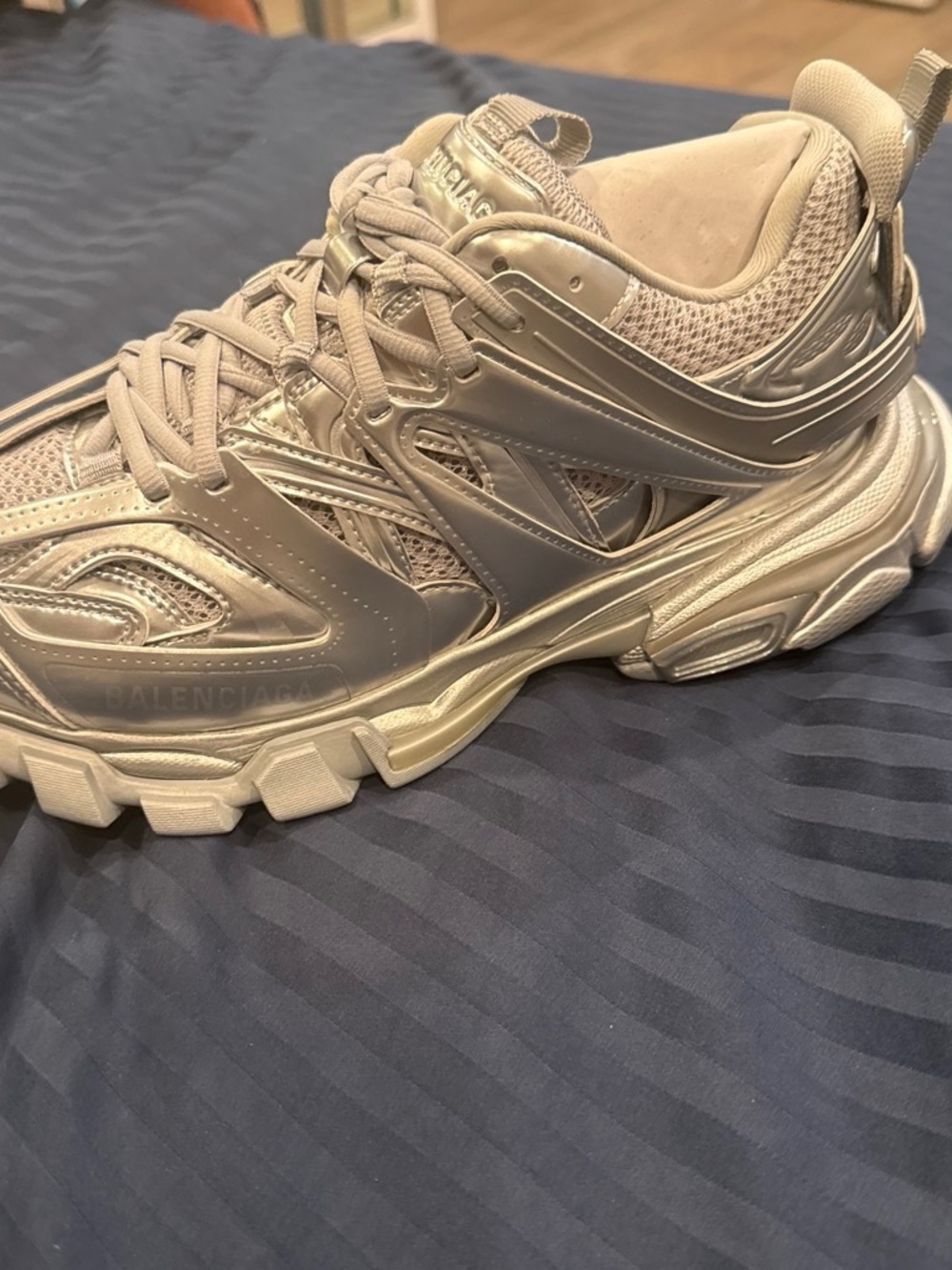 Balenciaga Metallic Silver Lace-Up Track Sneakers brand new with box size men 8 - Picture 5 of 8